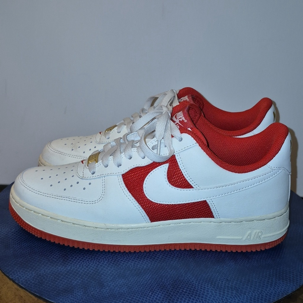 Nike Air Force '07 1 Sail/University Red AF1 Men's Basket Ball sz. 8.5 (#1715)